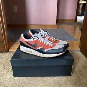 Nike Men's Black, Red & White Air Max